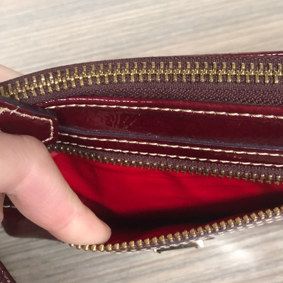 Dooney & Bourke Red Wallet/wristlet - Picture 3 of 4